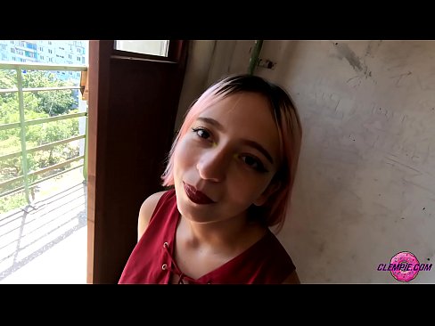 ❤️ Sensuele studente pijpt een vreemdeling in de outback - Cum On His Face ️❌ Sluts at us ﹏